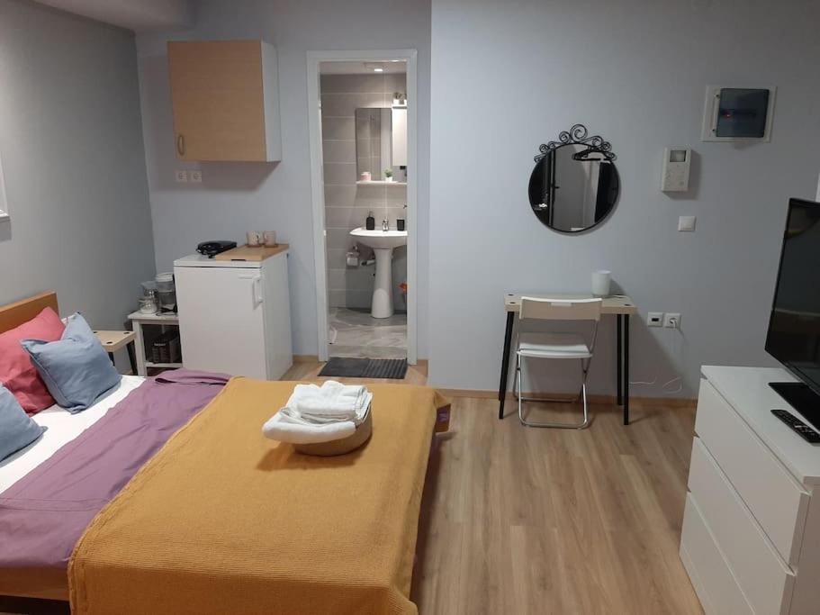 Ανετο Στουντιο Στην Πυλαια Με Ευκολο Παρκιγκ Thessaloníki Ngoại thất bức ảnh